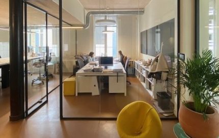 bureau cite fab 4 poste R1